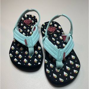 Girls REEF Sandals | Size 11/12
